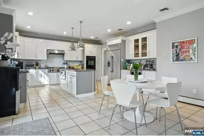 26 Sara Hill Lane, Englewood Cliffs, NJ 07632 - Photo 14