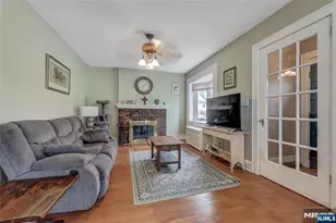 8-11 Campbell Rd, Fair Lawn, NJ 07410 - Photo 4