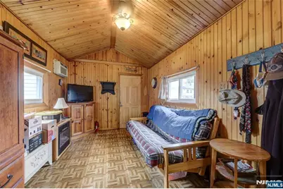 8-11 Campbell Road, Fair Lawn, NJ 07410 - Photo 16