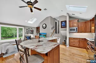820 Clauss Ln, River Vale Township, NJ 07675 - Photo 10