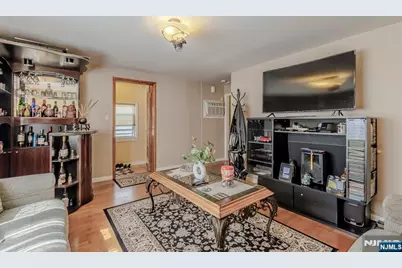 66 Garrison Street, Newark, NJ 07105 - Photo 8