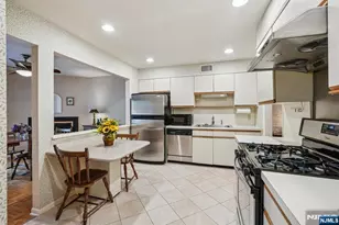 29 Ponds Circle 15, Wayne, NJ 07470 - Photo 22