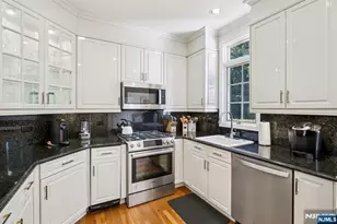 1102 Smith Manor Blvd 52, West Orange Township, NJ 07052 - Photo 18