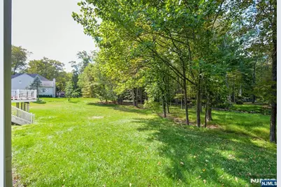 515 E Saddle River Road, Upper Saddle River, NJ 07458 - Photo 32