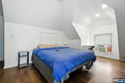 24-26 Willoughby Street, Newark, NJ 07112 - Photo 30