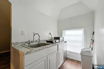 24-26 Willoughby Street, Newark, NJ 07112 - Photo 24