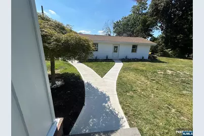 614 Rifle Camp Road, Woodland Park, NJ 07424 - Photo 32