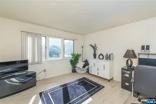 5 Domessina Ln E1, Caldwell, NJ 07006 - Photo 20