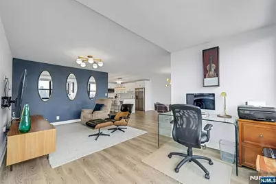 7000 Kennedy Boulevard 36C #36C, Guttenberg, NJ 07093 - Photo 16