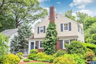 16 Highwood Terrace, Glen Rock, NJ 07452 - Photo 2