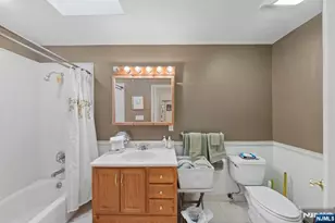 302 Howland Ave, River Edge, NJ 07661 - Photo 30