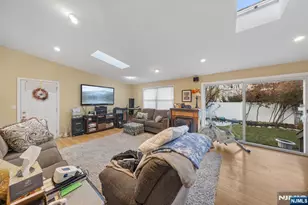 302 Howland Ave, River Edge, NJ 07661 - Photo 18