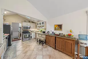 302 Howland Ave, River Edge, NJ 07661 - Photo 12