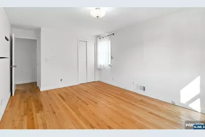 42 Meadow Lane, Bloomfield, NJ 07003 - Photo 16