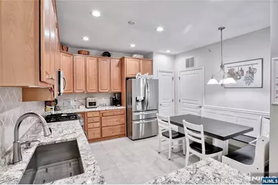 8415 Warrens Way, Wanaque, NJ 07465 - Photo 14