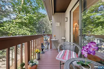 22 Cedarwood Terrace, Woodland Park, NJ 07424 - Photo 8