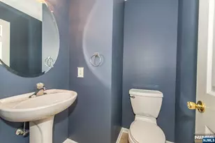 154 Mountainside, Pompton Lakes, NJ 07442 - Photo 10