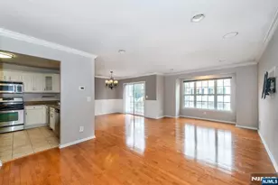 154 Mountainside, Pompton Lakes, NJ 07442 - Photo 4