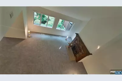 5 S Bayard Lane, Mahwah, NJ 07430 - Photo 10