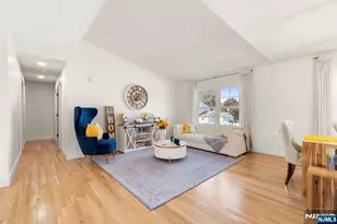 4 Hedgewood Rd, Howell Township, NJ 07731 - Photo 4