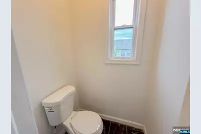 624 19th Street, Newark, NJ 07103 - Photo 30