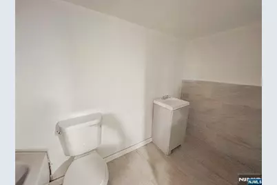 624 19th Street, Newark, NJ 07103 - Photo 42