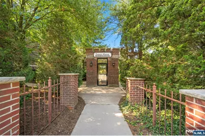 100 E Palisade Avenue B31 #B31, Englewood, NJ 07631 - Photo 1