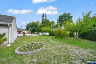 43 Hoffman Ave, Rochelle Park Township, NJ 07662 - Photo 42