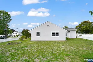 43 Hoffman Ave, Rochelle Park Township, NJ 07662 - Photo 40