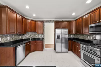 595 Hartford Drive, Nutley, NJ 07110 - Photo 2