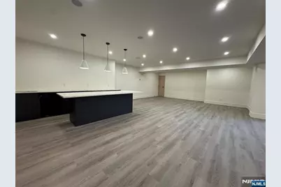 2 Maple Street, Englewood Cliffs, NJ 07632 - Photo 34