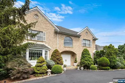 163 Rutherford Road, Mahwah, NJ 07430 - Photo 2