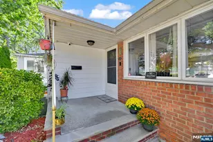 61 Hobart St, Ridgefield Park, NJ 07660 - Photo 4