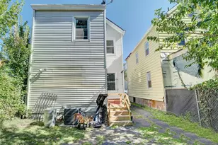 21 Augusta St, Irvington, NJ 07111 - Photo 18