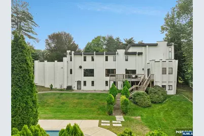 8 Vanderbilt Drive, Livingston, NJ 07039 - Photo 42