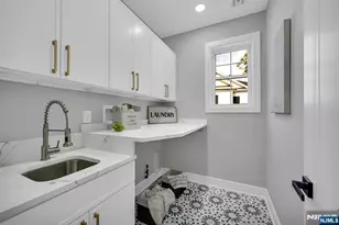 153 E Cedar St, Livingston, NJ 07039 - Photo 22