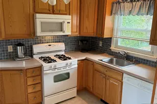 108 Greene Ave, Totowa, NJ 07512 - Photo 6