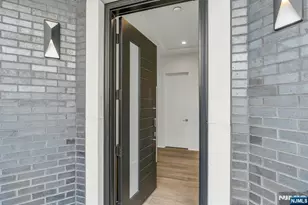 1238 River Rd, Edgewater, NJ 07020 - Photo 2