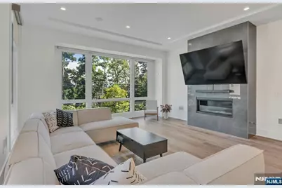 1238 River Road, Edgewater, NJ 07020 - Photo 10