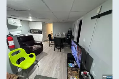 105 E Main Street, Paterson, NJ 07522 - Photo 6