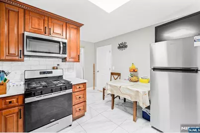375 Amherst Street, East Orange, NJ 07018 - Photo 10