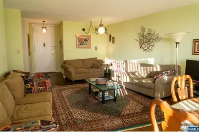 555 North Avenue 23H #23H, Fort Lee, NJ 07024 - Photo 16