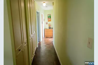 555 North Avenue 23H #23H, Fort Lee, NJ 07024 - Photo 10