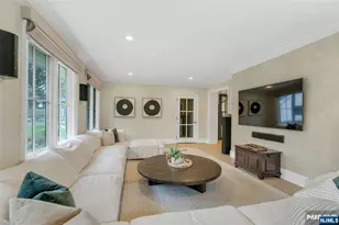 96 Bluff Rd, Fort Lee, NJ 07024 - Photo 8