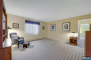 300 Forsythia Ct, Franklin Lakes, NJ 07417 - Photo 40