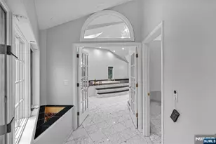 6 Old Orchard Dr, Hawthorne, NJ 07506 - Photo 20