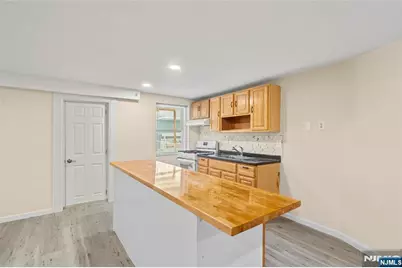 537 27th Street, Union City, NJ 07087 - Photo 6