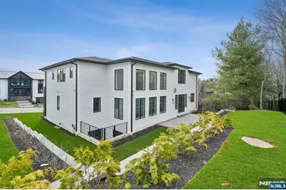 312 Bolz Street, Englewood Cliffs, NJ 07632 - Photo 48
