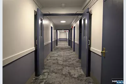 285 Aycrigg Avenue 19H #19H, Passaic, NJ 07055 - Photo 8