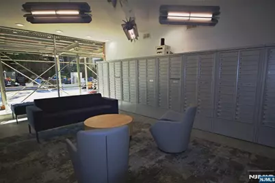 285 Aycrigg Avenue 19H #19H, Passaic, NJ 07055 - Photo 4